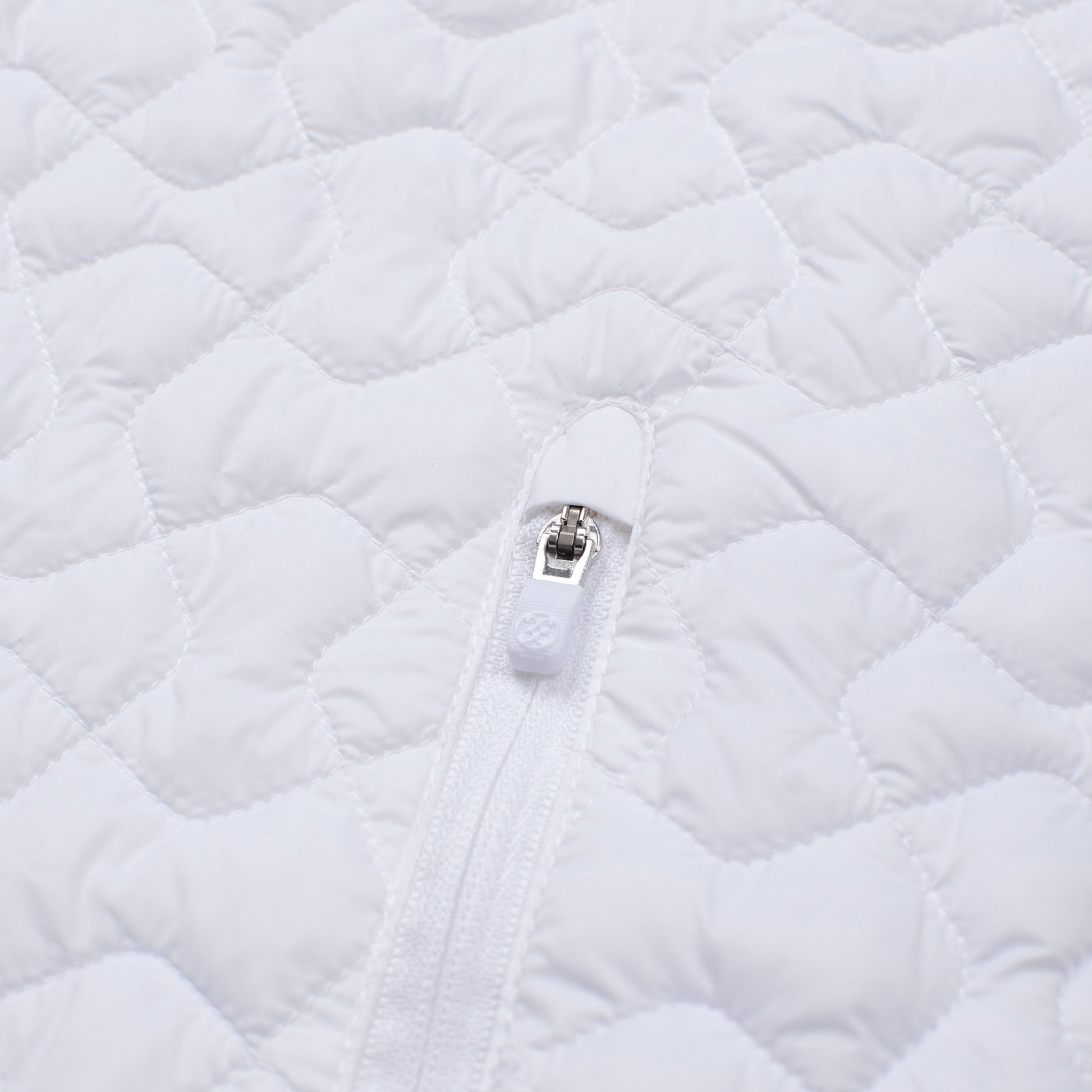 G/Fore 4.1 Quilted Vest Snow DANYOUNGUK 