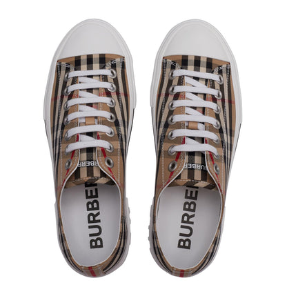 Burberry Jack Low Trainers - DANYOUNGUK