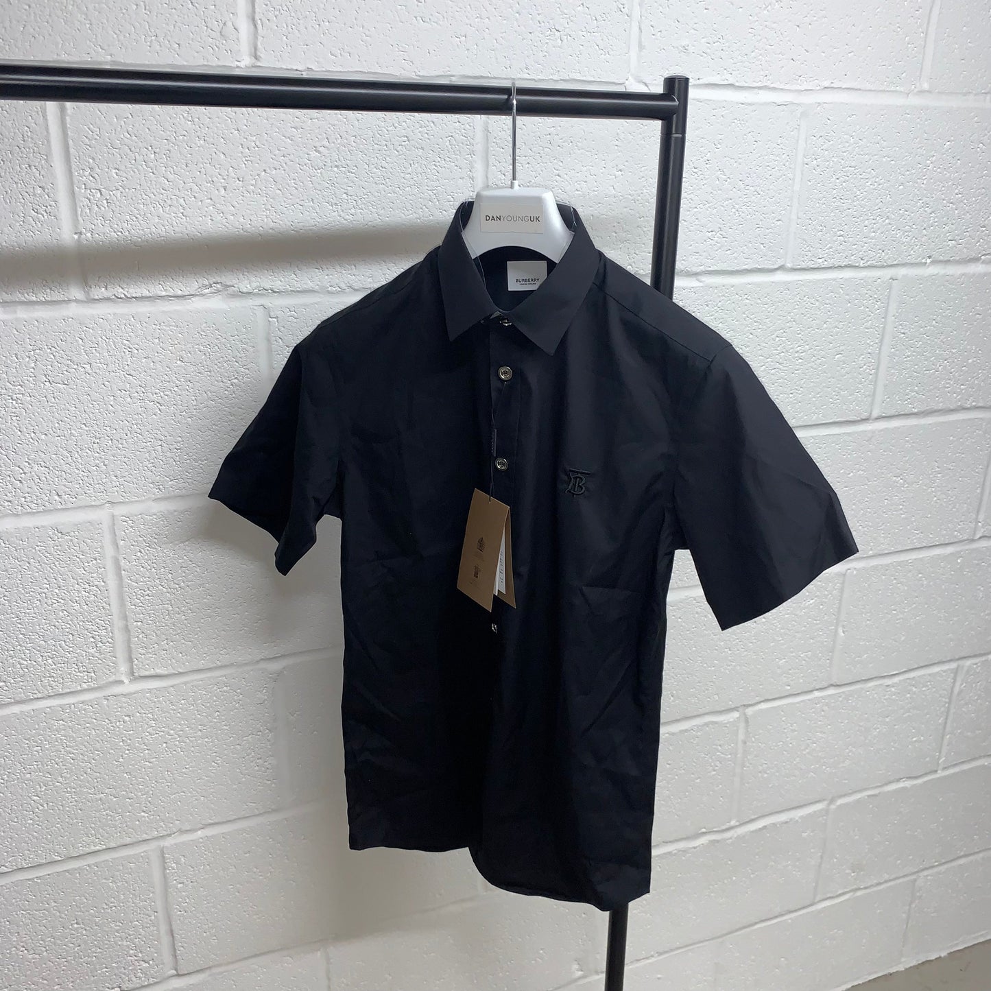 Burberry Sherrington Black Short Sleeve Shirt DANYOUNGUK 