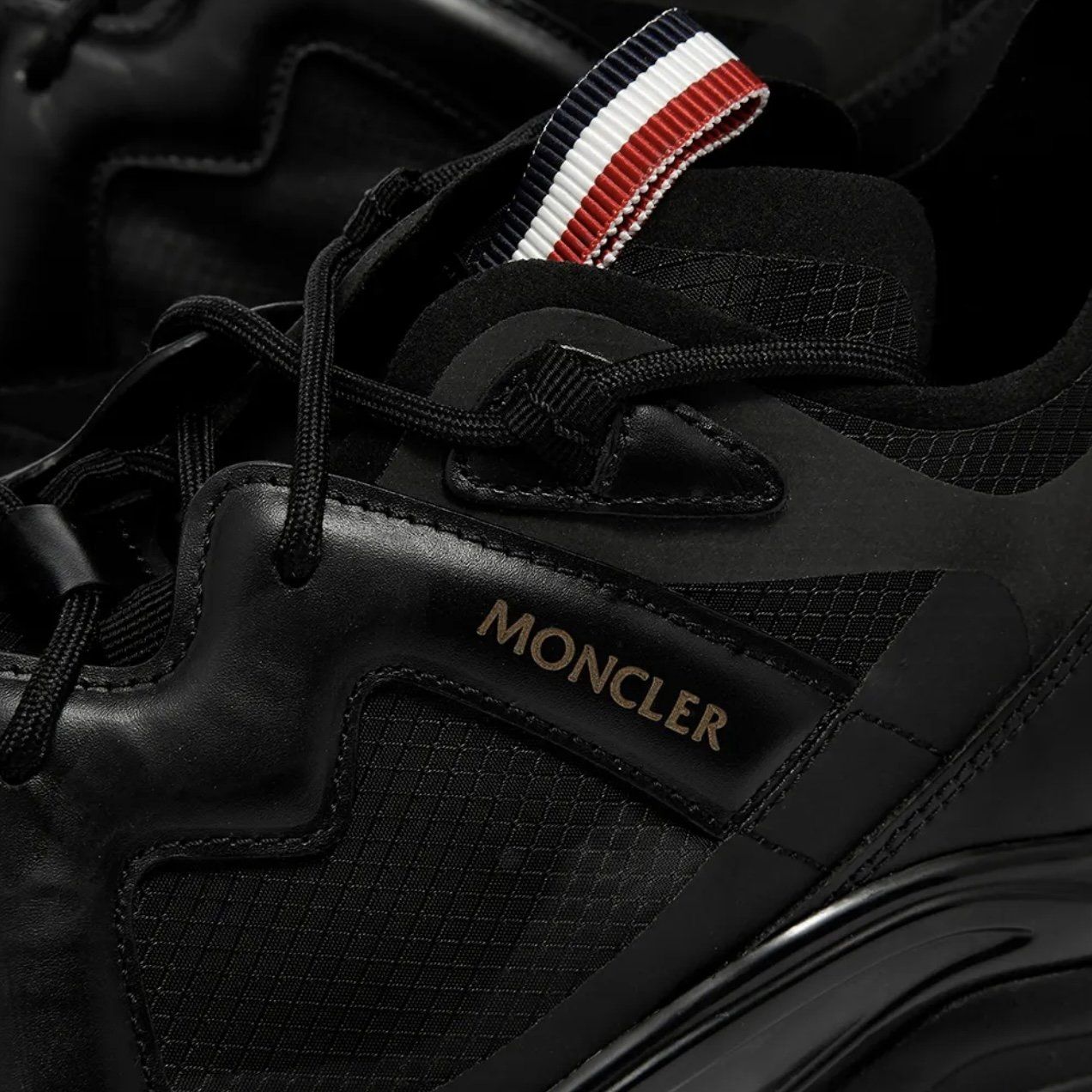 Moncler black online sneakers