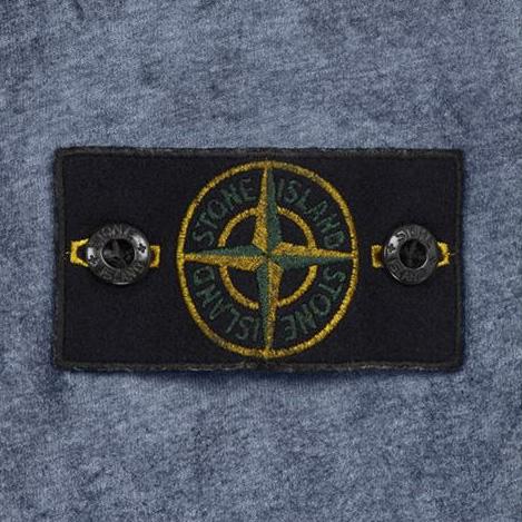 Stone island deals badge hoodie