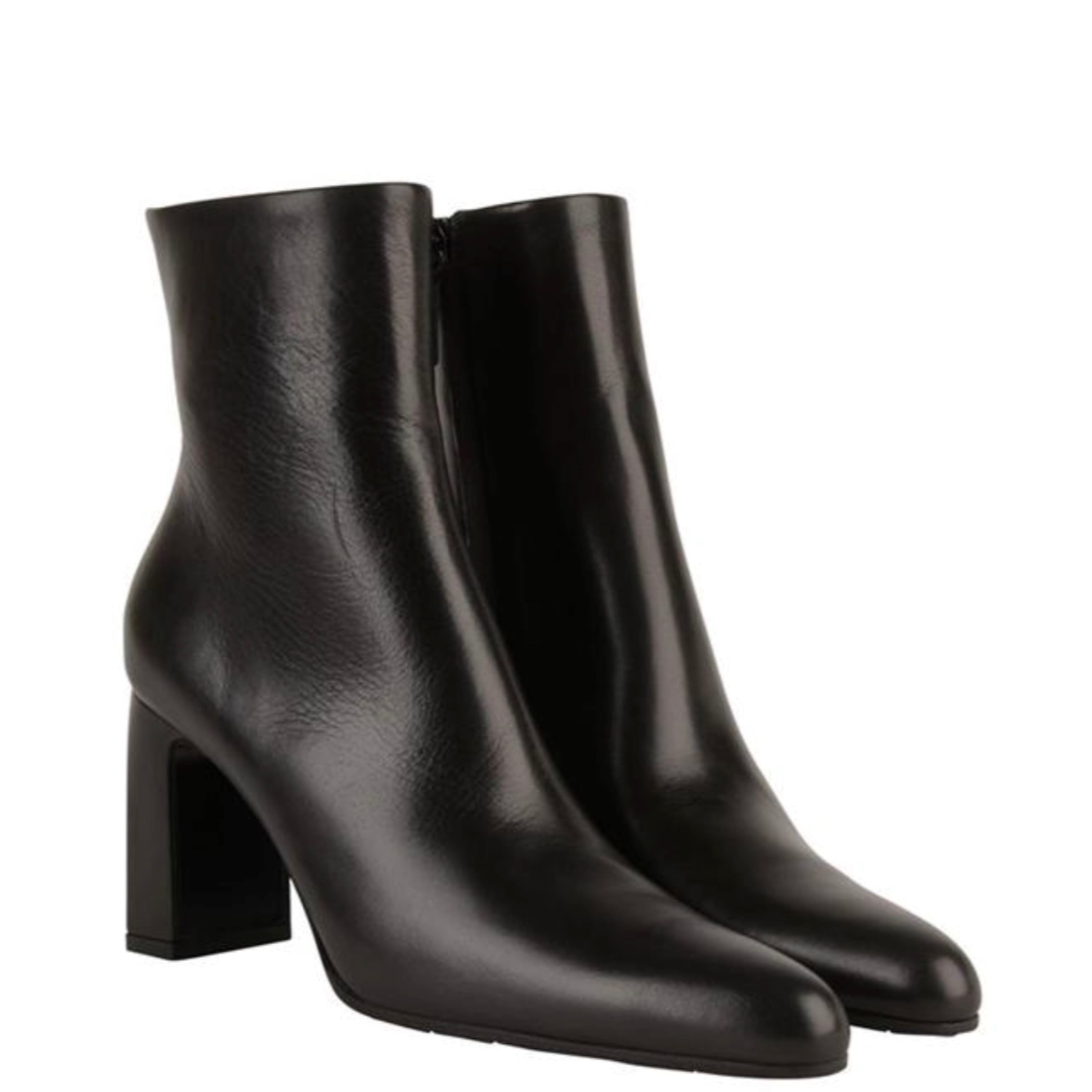 BALENCIAGA Boots Women  Combat Strike L20 boots Black  BALENCIAGA 694060  W2H111000  Leam Luxury Shopping Online